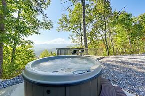 1 Mi to Nantahala River: Mtn-view Retreat!
