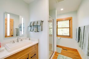 1 Mi to Nantahala River: Mtn-view Retreat!