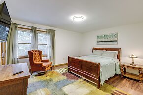 On-site Lake & Gazebo: Cabin in Yellow Springs!