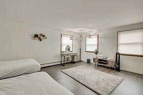 Home Theater & Hot Tub: Mtn-view Winthrop Home