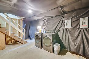 Home Theater & Hot Tub: Mtn-view Winthrop Home