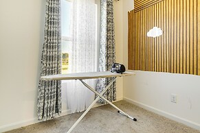 16 Mi to Louisville: Pet-friendly Getaway!