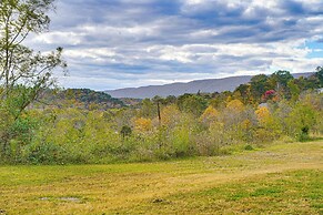 Mtn-view Mifflintown Cabin Near Hiking Trails!