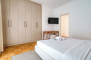 Luxurious Stylish 2 Bd Villa in Voula