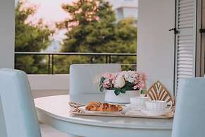 Luxurious Stylish 2 Bd Villa in Voula