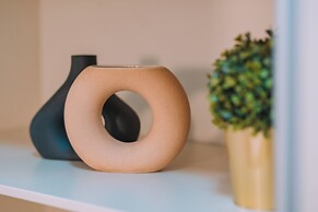 Luxurious Stylish 2 Bd Villa in Voula