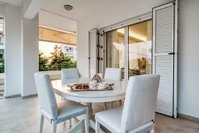 Luxurious Stylish 2 Bd Villa in Voula