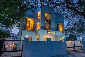 Treebo Ivory White Inn