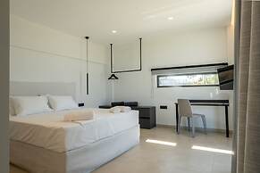 Aethra Grand- Luxury 5-bed Villa 850m From Beach