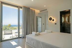 Aethra Grand- Luxury 5-bed Villa 850m From Beach