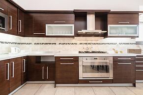 Olive Grove Luxurious Villa With Private Pool Est