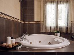Olive Grove Luxurious Villa With Private Pool Est