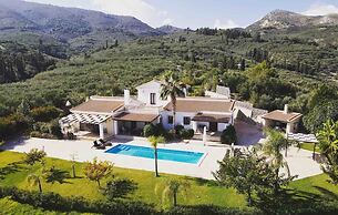 Olive Grove Luxurious Villa With Private Pool Est