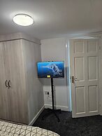 Basement Apartment Near City Centre