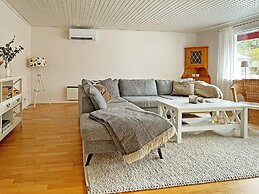 6 Person Holiday Home in Svanesund-by Traum