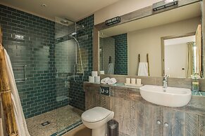 West Lexham Wellness and Retreat Centre