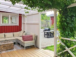 9 Person Holiday Home in Sorunda