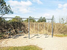 Cabin for 4 Persons in Camping Resort, Pandrup