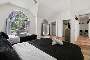 The Mad Hatter Heated Pool Gameroom