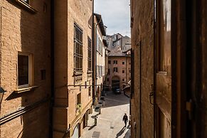 Santo Stefano Design Apartment by Wonderful Italy