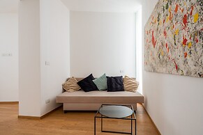 Santo Stefano Design Apartment by Wonderful Italy