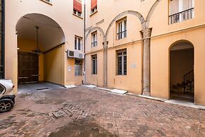 Santo Stefano Design Apartment by Wonderful Italy