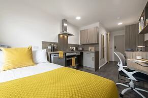 Student Only Hollis Croft