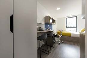 Student Only Hollis Croft