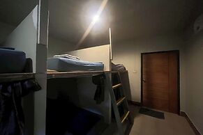Noah’s Ark Cannabis Bar Restaurant Hostel