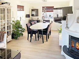 10 Person Holiday Home in Tjome