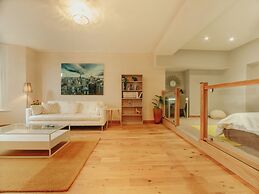 Luxe Living in Sheffield City by Avo Apartment