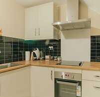 Luxe Living in Sheffield City by Avo Apartment