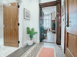 Outstanding Massive Apartment With Character