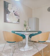 Stunning Quiet Apartment in Historic Building