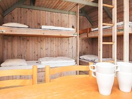 Beautiful Cabin in Camping Resort, Pandrup
