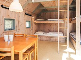 Beautiful Cabin in Camping Resort, Pandrup