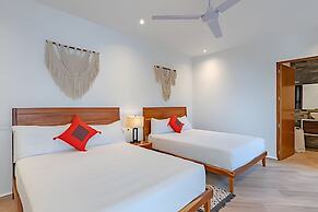 Oasis Yaaxlum Studios lock off