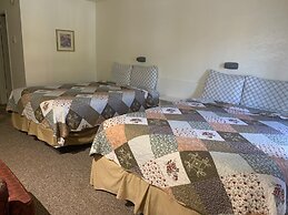 Granby River Inn  Suites