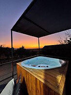 Hotel coyote