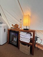 Hotel coyote