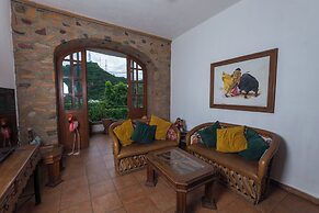 Charming 2BR Romantic Zone Private Pool