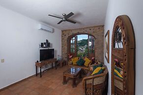 Charming 2BR Romantic Zone Private Pool