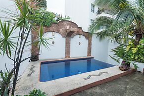Charming 2BR Romantic Zone Private Pool