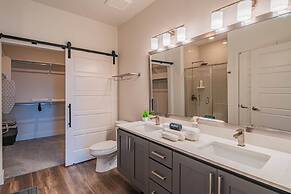 Scottsdale Grand