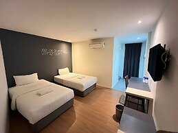 Sky Hotel Cheras Maluri