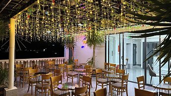 Ganh Da Dia Retreat Hotel