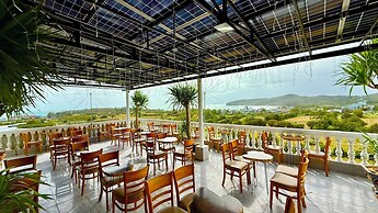 Ganh Da Dia Retreat Hotel