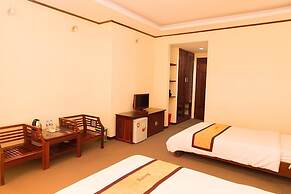 Bac Kinh Hotel Vinh - by BAY LUXURY