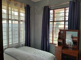 HIGHLAND BREEZE AVACADO HOTEL