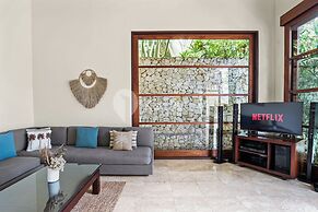 Havara Villa by Kozystay - Private Beach